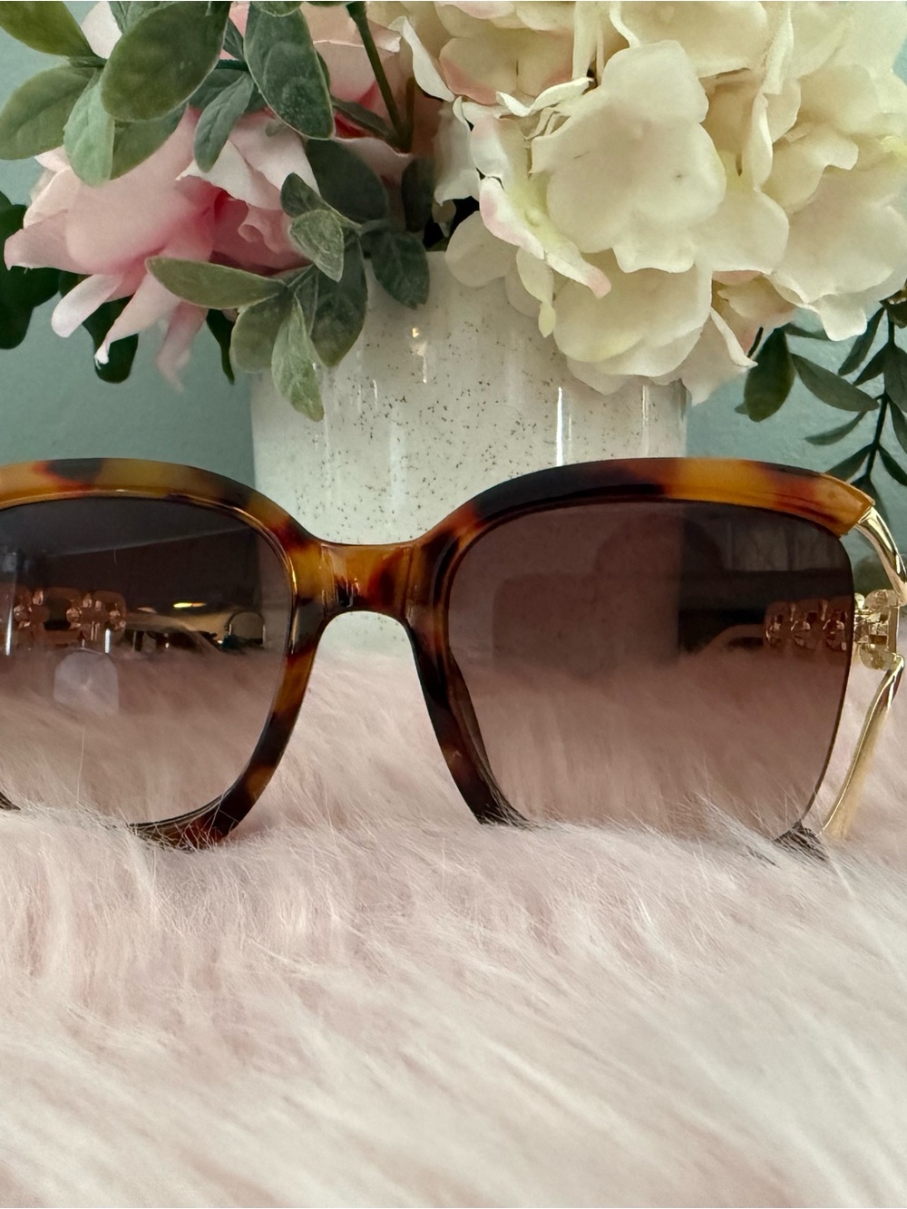 Tortoiseshell Square Women's Sunglasses - Brown Gradient